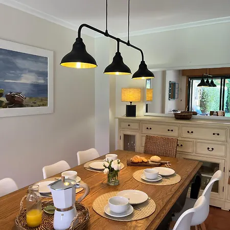 Casa vacanze Exclusiva Casa En Playa América, Cerca De Baiona *