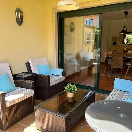 Exclusiva Casa En Playa America, Cerca De Baiona Hébergement de vacances Nigrán